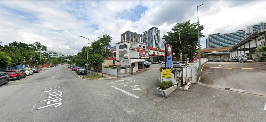 1st Floor Warehouse near Digital Mall Petaling Jaya Section 13 — view 1 of 6 in Petaling Jaya — for Rent